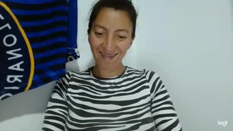 Snapshot of candymilfff chatting on 09-10-25, 10:43 candymilfff online show from 09-10-25, 10:43