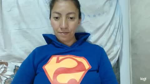 Snapshot of candymilfff chatting on 10-06-25, 03:15 candymilfff online show from 10-06-25, 03:15