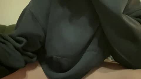 Candy   online show from 12-14-25, 10:36