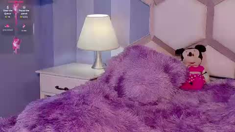 Snapshot of candyrisex chatting on 07-06-26, 03:03 candyrisex online show from 07-06-26, 03:03