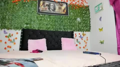 candysexi_10 online show from 01-04-25, 02:46