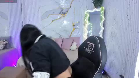CANDYY online show from 06-17-26, 11:45
