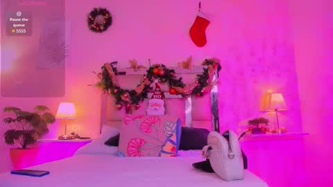 Candy online show from 12-01-25, 07:19