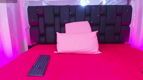 Snapshot of canela_osadaa_ chatting on 01-31-25, 11:56 Aura online show from 01-31-25, 11:56