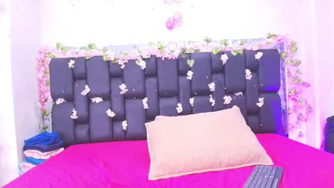 Snapshot of canela_osadaa_ chatting on 09-18-25, 11:56 Aura online show from 09-18-25, 11:56