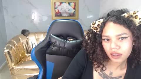 canela_s1 online show from 10-11-25, 08:07