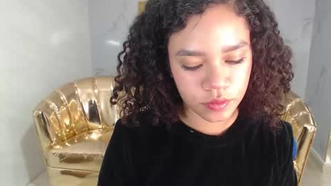 canela_s1 online show from 10-30-25, 08:20