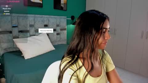 canelaa sweett online show from 03-19-26, 12:31