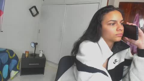 canela online show from 03-07-25, 11:27