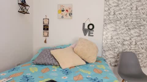 Canhela online show from 10-18-25, 11:00