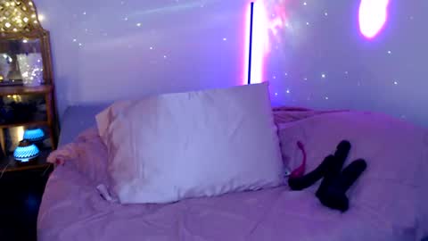 Snapshot of cannababykush chatting on 01-25-25, 07:17 cnbabyk online show from 01-25-25, 07:17