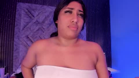 Snapshot of canndy_gaby chatting on 02-19-25, 04:01 GABRIELA LOPEZ online show from 02-19-25, 04:01