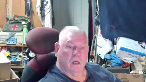 Snapshot of canoelicker69 chatting on 09-09-25, 04:50 canoelicker69 online show from 09-09-25, 04:50