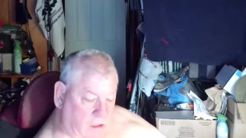 Snapshot of canoelicker69 chatting on 09-14-25, 12:59 canoelicker69 online show from 09-14-25, 12:59