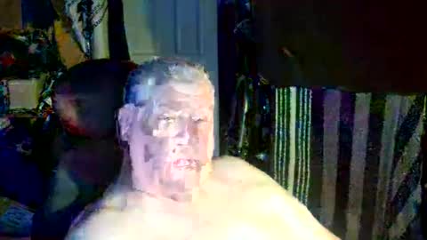 Snapshot of canoelicker69 chatting on 10-19-25, 10:38 canoelicker69 online show from 10-19-25, 10:38