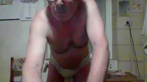 Snapshot of cantera577 chatting on 09-22-25, 09:39 cantera577 online show from 09-22-25, 09:39