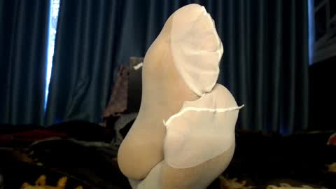 Snapshot of caolau chatting on 12-15-24, 08:08 Miss Di online show from 12-15-24, 08:08