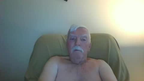 capecod21 online show from 11-28-25, 01:03