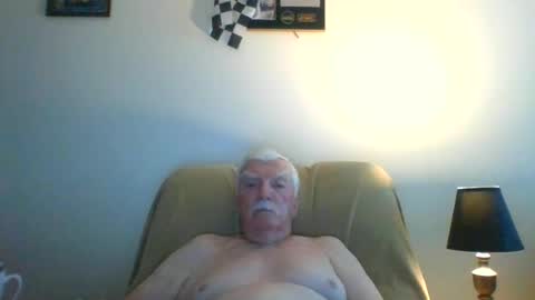 Snapshot of capecod21 chatting on 06-28-26, 11:27 capecod21 online show from 06-28-26, 11:27