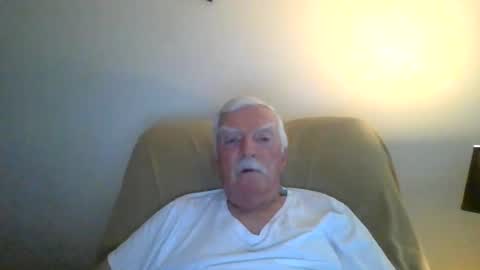 Snapshot of capecod21 chatting on 07-26-26, 11:17 capecod21 online show from 07-26-26, 11:17