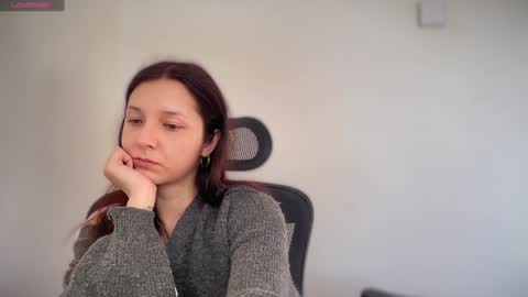 Emma online show from 01-04-25, 10:27