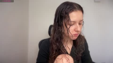 Emma online show from 01-30-25, 11:22