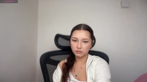 Emma online show from 02-12-25, 03:05