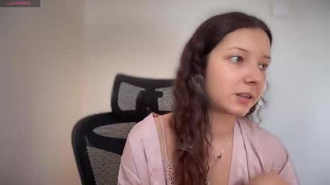 Emma online show from 02-13-25, 12:11