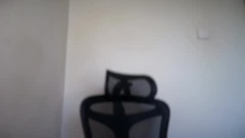 Emma online show from 05-04-26, 07:04