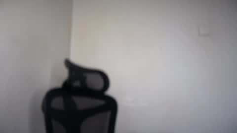 Emma online show from 05-12-26, 06:21