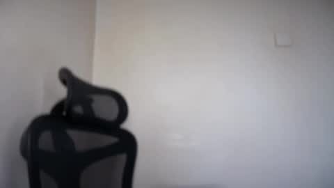 Emma online show from 05-21-26, 06:09