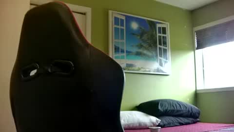 Snapshot of capricorne1965 chatting on 12-20-25, 06:37 capricorne1965 online show from 12-20-25, 06:37