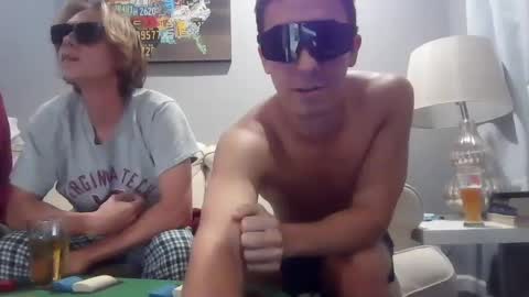 captain_chris8 online show from 10-09-25, 12:52