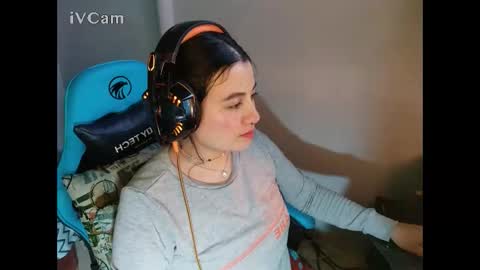 cara890713 online show from 01-03-25, 09:15