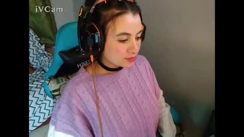 cara890713 online show from 01-10-25, 08:29