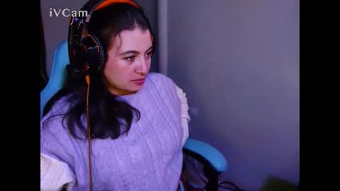 cara890713 online show from 02-08-25, 07:15