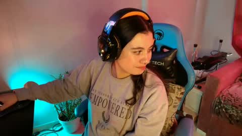 cara890713 online show from 02-28-25, 06:09