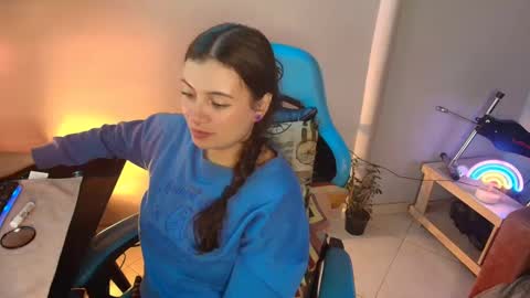 cara890713 online show from 09-11-25, 05:40