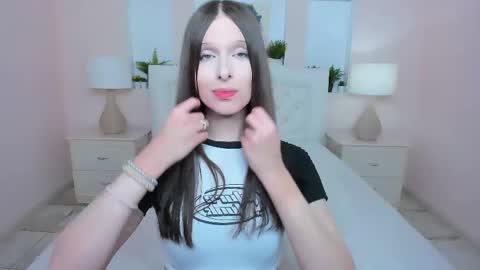   Cara  My schedule this week  Wed Thu Fri Sat 2300  0800 overnight online show from 05-16-26, 08:18