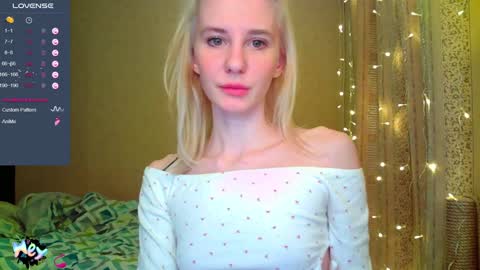 Snapshot of caramel_pie_ chatting on 12-08-24, 11:40 caramel online show from 12-08-24, 11:40