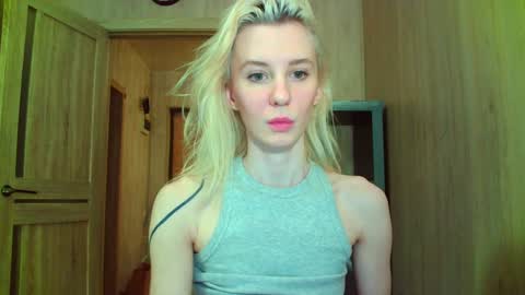 Snapshot of caramel_pie_ chatting on 01-12-25, 07:53 caramel online show from 01-12-25, 07:53