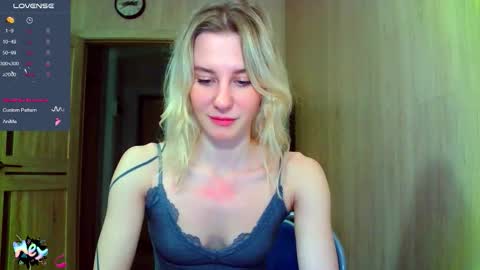 Snapshot of caramel_pie_ chatting on 09-21-25, 05:25 caramel online show from 09-21-25, 05:25
