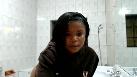 fifi online show from 06-14-26, 04:31