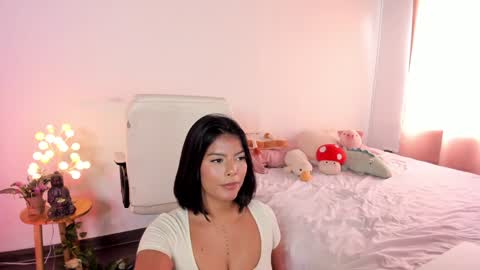 Snapshot of caramelo_xox chatting on 01-28-25, 01:59 online show from 01-28-25, 01:59