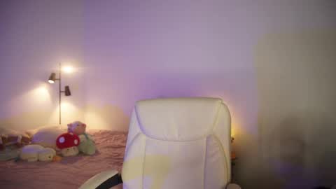 Snapshot of caramelo_xox chatting on 03-08-25, 09:17 online show from 03-08-25, 09:17