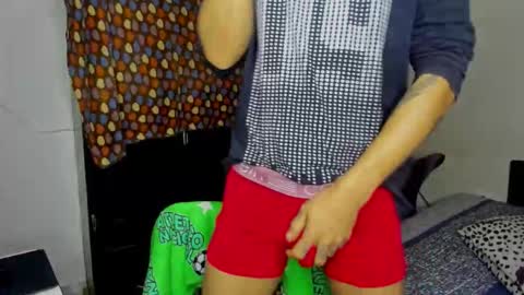 Carlos and Cristian  online show from 10-22-25, 06:46