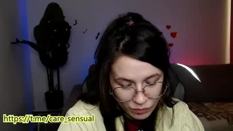 Snapshot of care_sensual chatting on 02-13-25, 07:03 Mary online show from 02-13-25, 07:03
