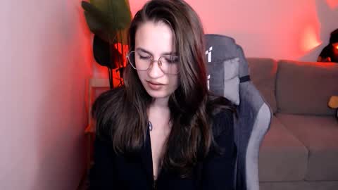 Mary online show from 10-15-25, 09:15