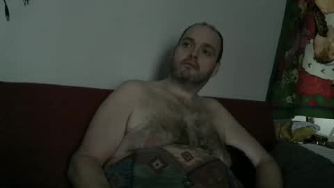 Snapshot of caressonnous chatting on 12-05-24, 03:17 louis online show from 12-05-24, 03:17