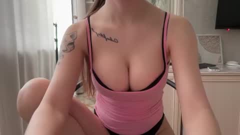 caressysiren online show from 06-25-26, 01:26